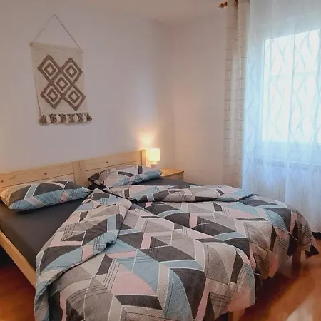 Abrakadabra * Tolmin